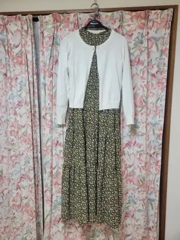 꽃무늬 롱 원피스와 가디건 세트