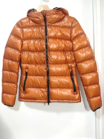 Herno (새상품급) 후드 부착 다운 자켓 사이즈 M