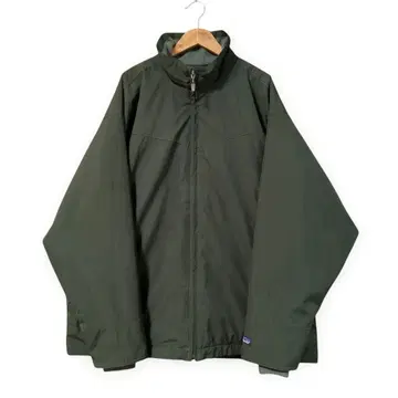 컨디션 최상 Patagonia 뉴 쉘드 신틸라 올리브 L 사이즈