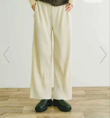 어반 리서치 플리츠 셔링 팬츠