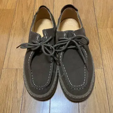 ARULLE 스웨이드 치로리안 신발 25cm