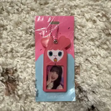 TWICE 모모 슬라이드 키링 팝업 2023