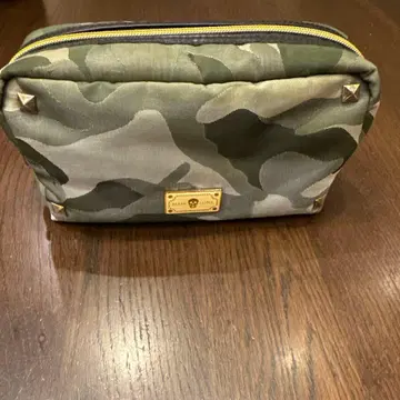 카모플라쥬 나일론 클러치백 마크&로나