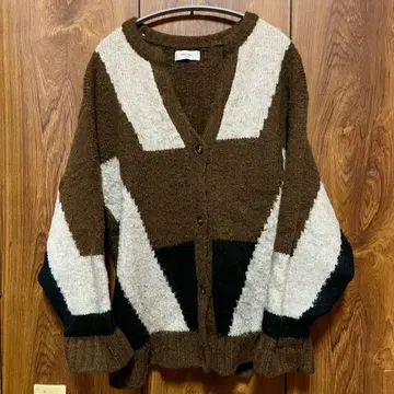 doux bleu 지오메트릭 가디건