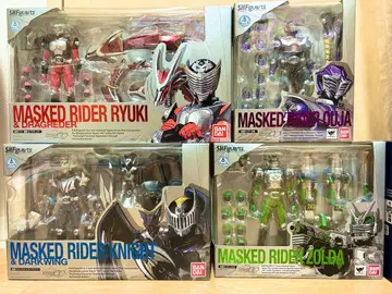 피규아트 가면라이더 류우키 세트