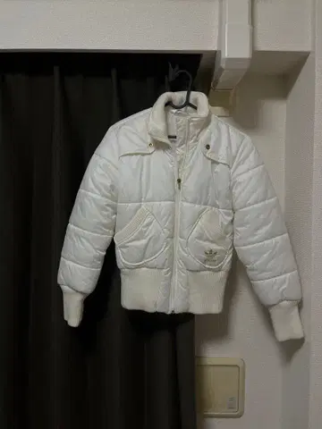 adidas 갸루 gal y2k 희귀 화이트 다운 자켓