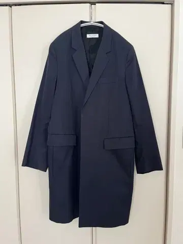 뷰티 앤 유스 네이비 체스터 코트 s