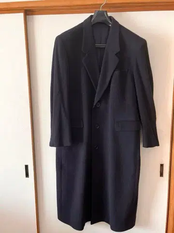 아라미스 캐시미어 블랙 체스터 코트