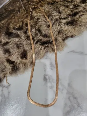 완판템 CENE 세네 3mm 폭 핑크 골드 스네이크 체인 목걸이