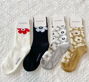 새상품 마리메꼬 양말 4켤레