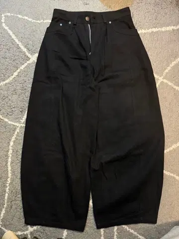 swe 블랙 데님 팬츠 S 사이즈