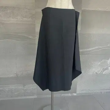새상품급 ADORE 아도어 비대칭 스커트 플레어 스커트