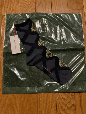 새상품 미사용 미나 페르호넨 cheeful 삭스 + 핸드 타월