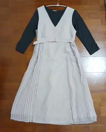 새상품급 애니시스 오버롤 스커트 점프 스커트 원피스 베이지