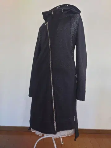 사선 지퍼 속기모 아우터 로젠카바리에