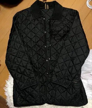 LAVENHAM 블랙 퀼팅 자켓