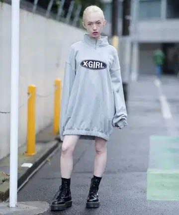 X-GIRL 하프 지퍼 후드티 그레이