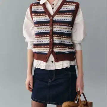 fano studios V넥 보더 무늬 레트로 니트 베스트