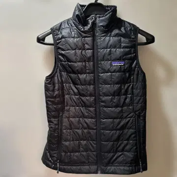 미사용 새상품 patagonia 블랙 다운 베스트 xs