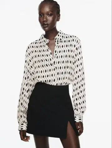 ZARA 다이아몬드 패턴 긴팔 블라우스 M