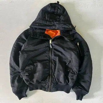 00s usa ALPHA MA1 후드 부착 플라이트 자켓 보아