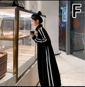 사이드 라인 원피스 스포티 블랙 트랙 자켓 하프 지퍼