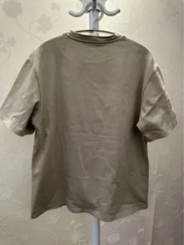 반팔 T셔츠 베이지 / 토끼 프린트