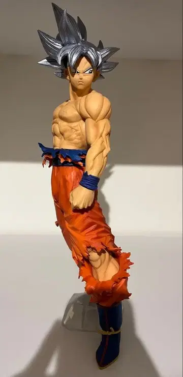 제일복권 드래곤볼 EXTREME SAIYN A상 무의식의 극의 피규어