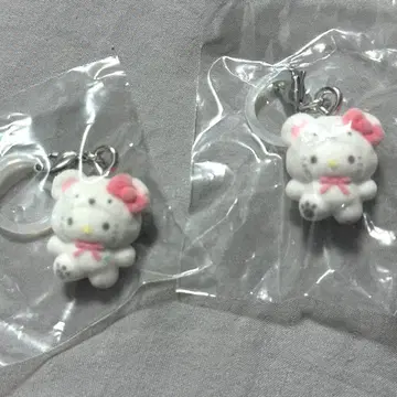 산리오 메지루시 액세서리 복슬복슬 스노우 헬로키티