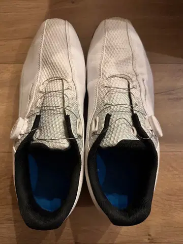 골프화 화이트 다이얼식