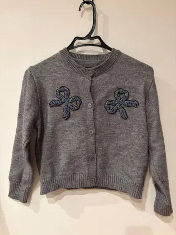 비즈 자수 리본 포함 그레이 가디건