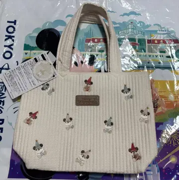 릴린린 토트백 2025년 크리스마스