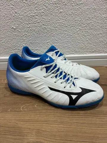 미즈노 리뷰어 축구화 화이트/블루 26.5