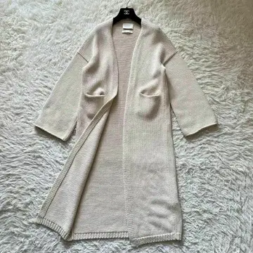 새상품급 로렌 마누지안 코디 가디건 롱 가디건 노카라 가운