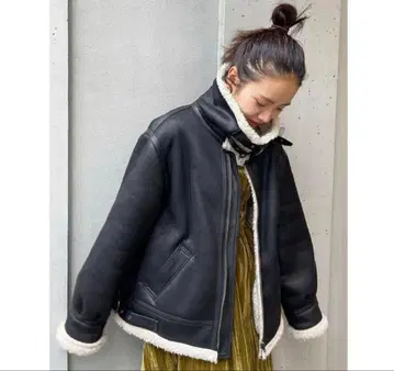 Ungrid 보아 무스탕 코트