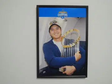 A4 액자 포함 포스터 오타니 쇼헤이 다저스 2025 우승 트로피 사진