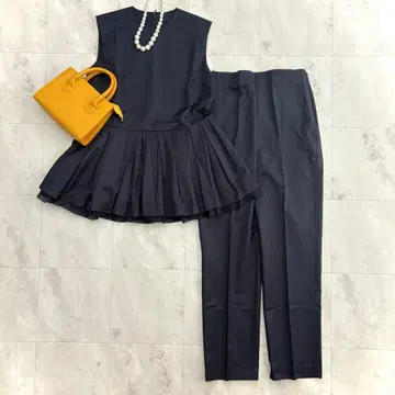[ 택 포함 ] 미라 오웬 페플럼 블라우스 테이퍼드 팬츠 셋업