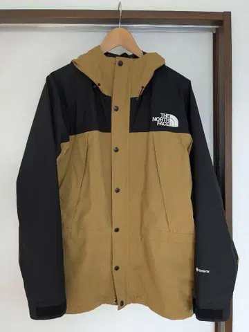 THE NORTH FACE 마운틴 라이트 자켓 + 증정