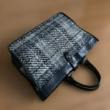 러셋 토트백 핸드백 A4 사이즈 블랙