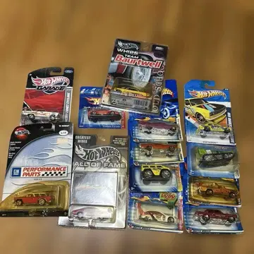 핫휠 스포츠카 새상품 박스형 미니카 13대 세트