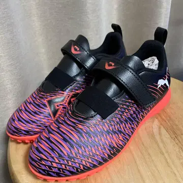 푸마 퓨처 8 플레이 TT V JR 108398 01