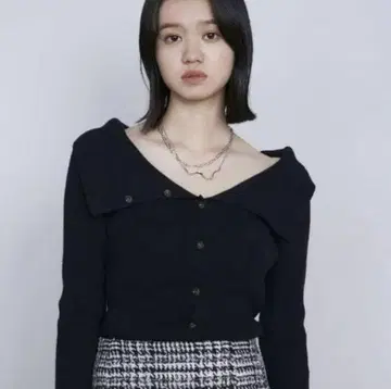 [ 새상품급 ] EMODA 긴팔 니트 가디건 보트넥 블랙 오프숄더