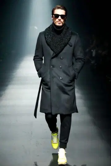 IPIUIUGUALE3 SHOWL ROPE COAT BLACK