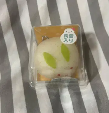 포근한 눈 토끼 스퀴즈