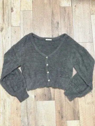 [ 새상품 미사용 ] 올리브데올리브 크롭 가디건 금 그레이 가을/겨울