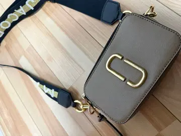 마크 제이콥스 베이지 숄더백