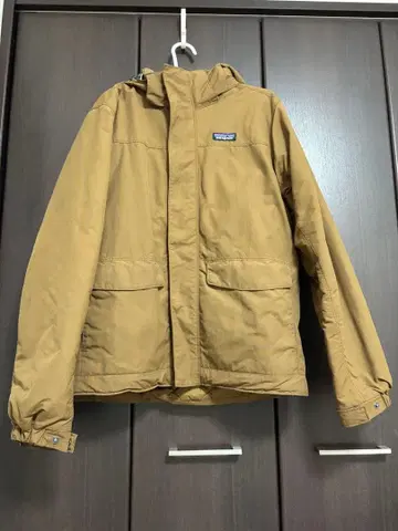 Patagonia 브라운 다운 자켓 남성용 S 사이즈