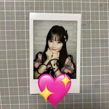 CUTIESTREET 큐스트 카와모토 에미 친필 사인 폴라로이드