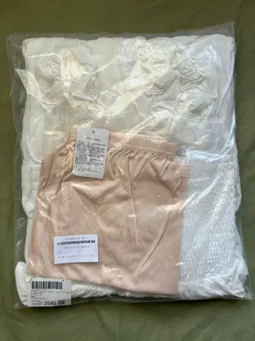 mipiarl 개더 숄더 에어리 원피스 화이트