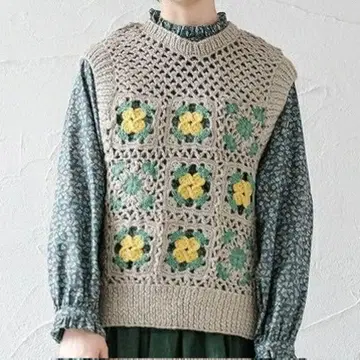 미사용 샹브르 드 샴 네팔 핸드 니트 모티브 베스트